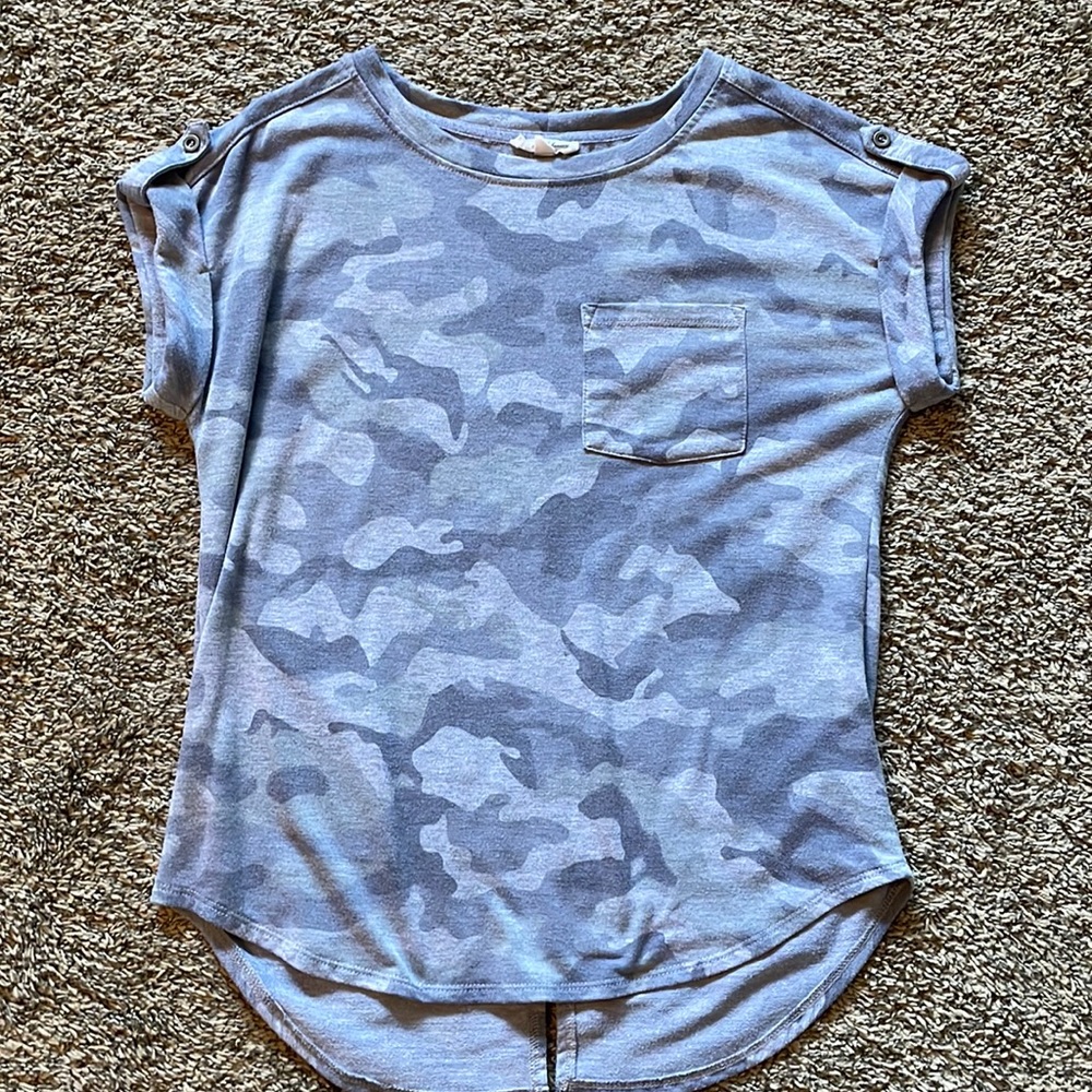 Camo print tee